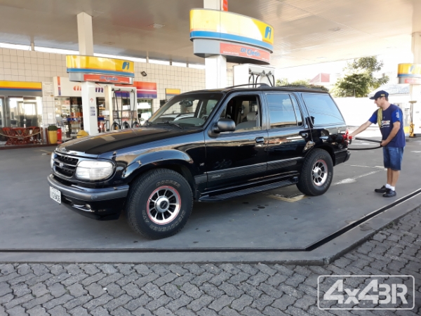 Ford Explorer Limited 5.0 302V8 4X4 1998