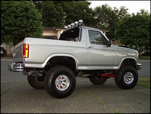 Ford Bronco-ford_bronco_88_695.jpg