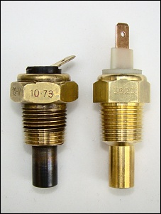 Marcador de temperatura e de gasolina de Jeep-sensores-velho-e-novo.jpg