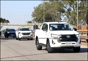 -toyota-hilux-comparada-peugeot-landtrek-1024x707.jpg