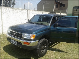 Procurando a primeira HiluxSW-024.jpg